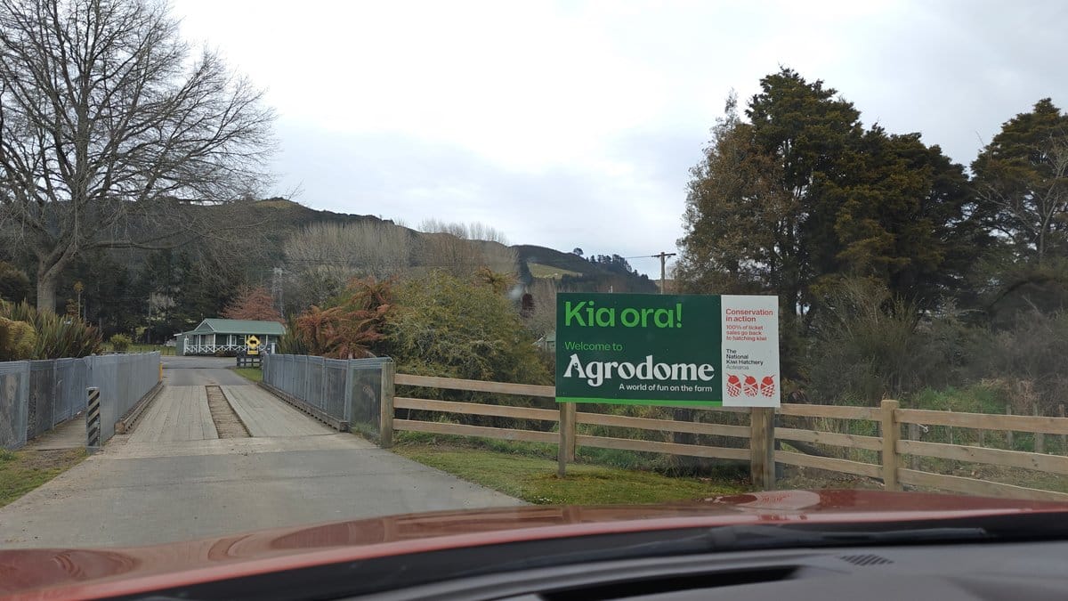 The drive with a Kia ora! Agrodome sign