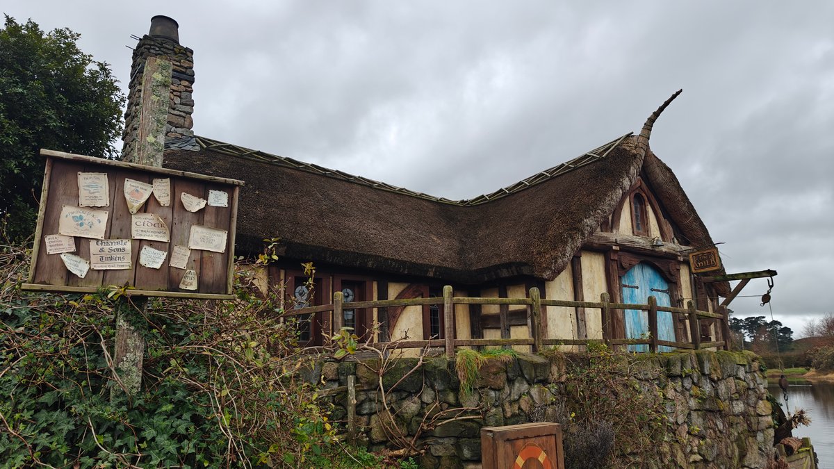 The Green Dragon Inn at last
